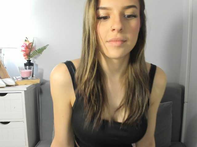 HarperDelicate live webcam show