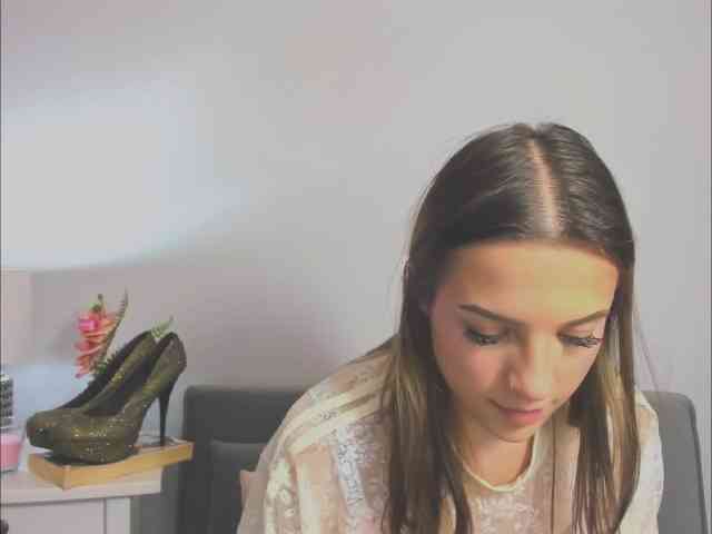 HarperDelicate webcam
