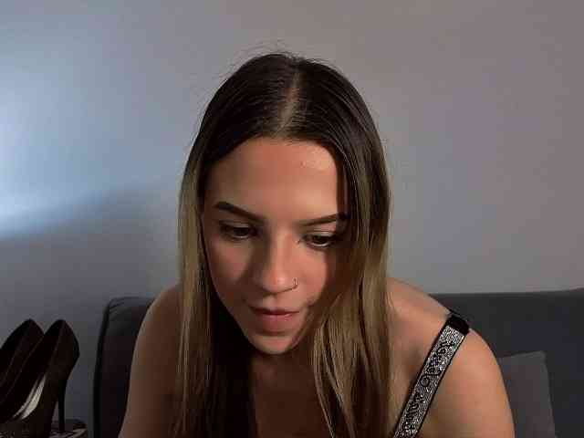 HarperDelicate webcam