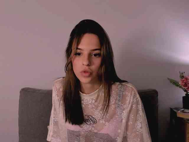 harperdelicate's live room