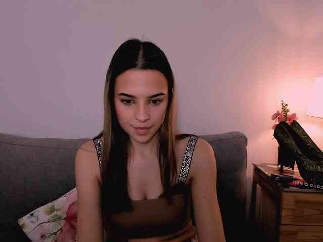HarperDelicate webcam
