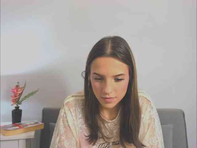 HarperDelicate webcam