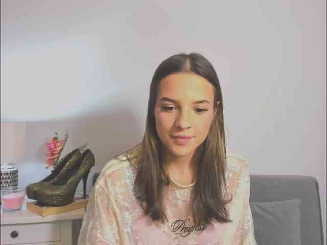 HarperDelicate webcam