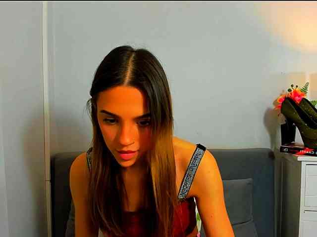 HarperDelicate webcam