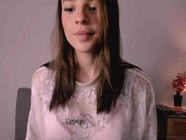 HarperDelicate webcam