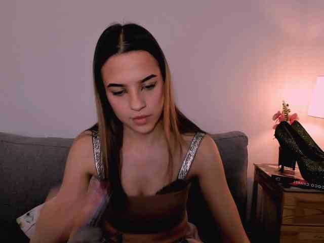 HarperDelicate webcam