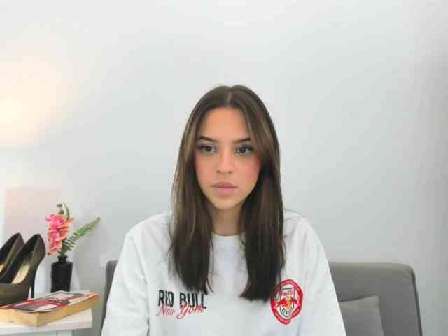 HarperDelicate webcam