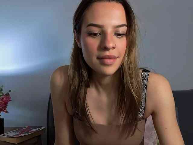 HarperDelicate webcam