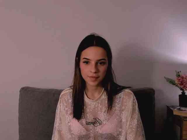 HarperDelicate webcam
