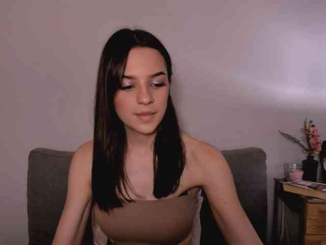 HarperDelicate webcam