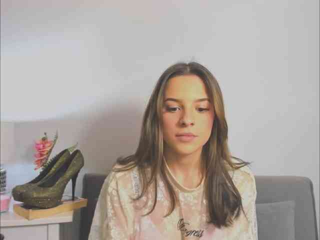 HarperDelicate webcam