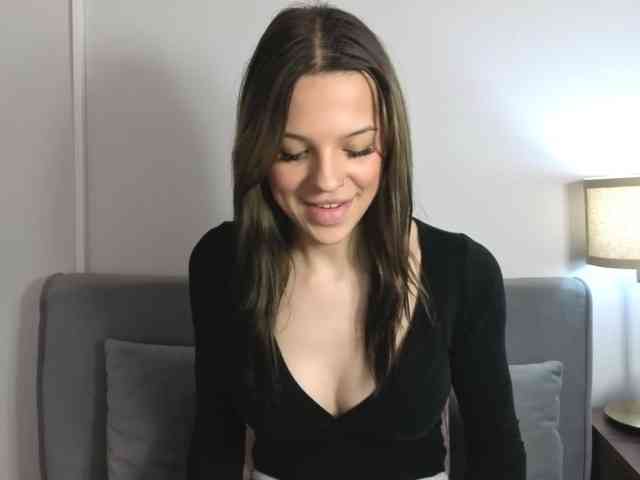 HarperDelicate webcam