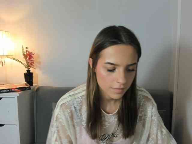 HarperDelicate webcam