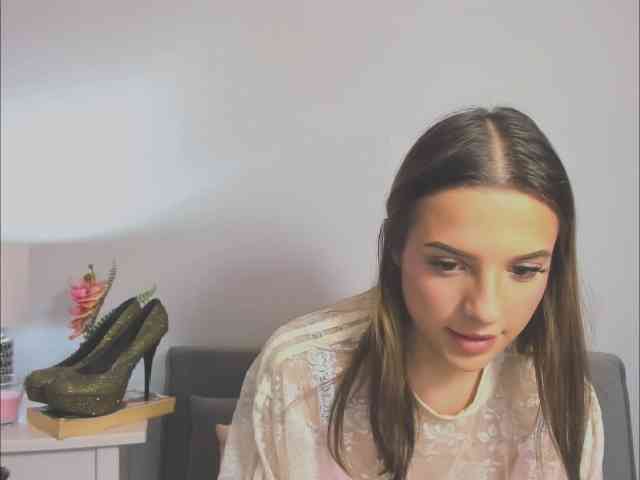 HarperDelicate webcam