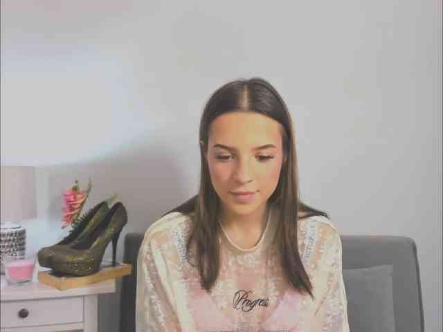 HarperDelicate webcam