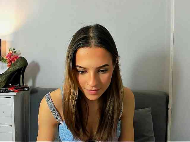 HarperDelicate webcam