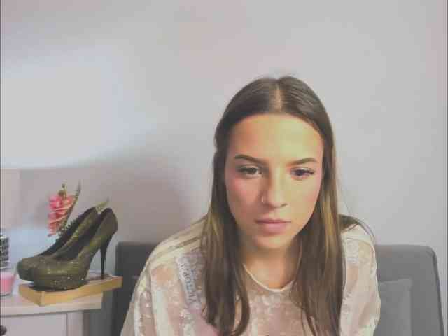 HarperDelicate webcam