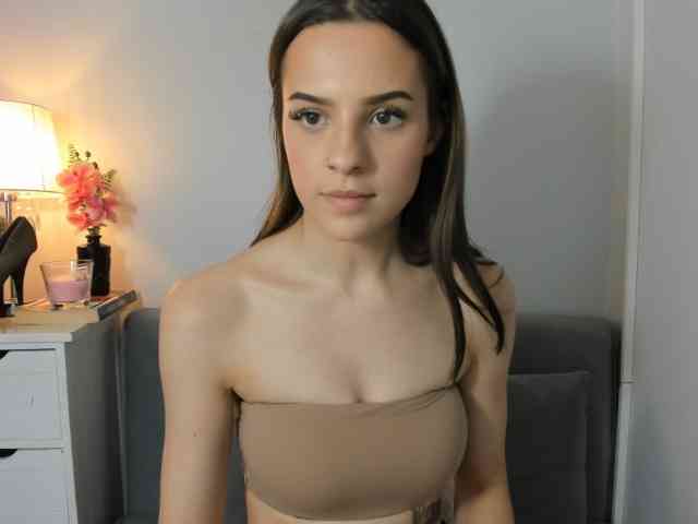HarperDelicate webcam