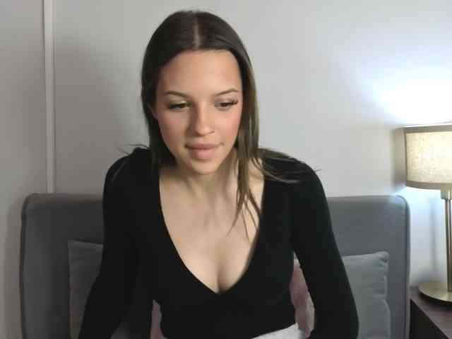 HarperDelicate webcam