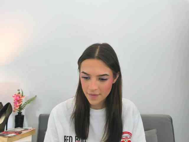 HarperDelicate webcam