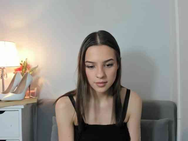 HarperDelicate webcam