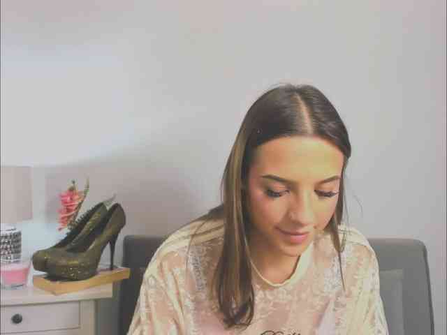 HarperDelicate webcam