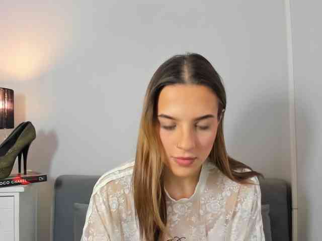 HarperDelicate - Girl 