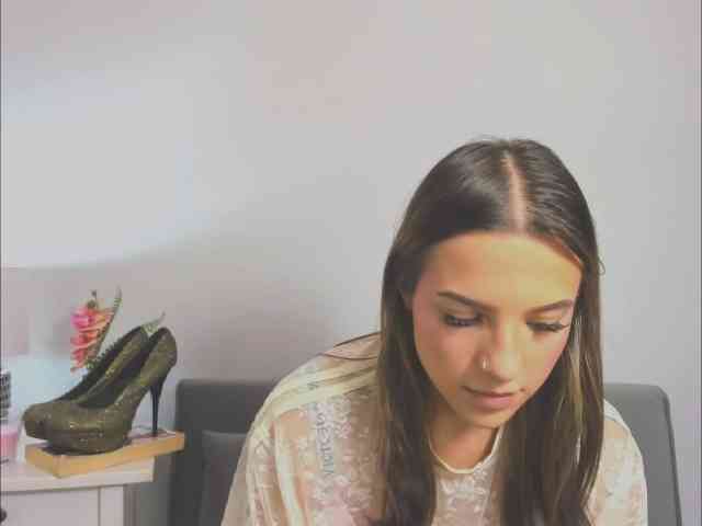 HarperDelicate webcam