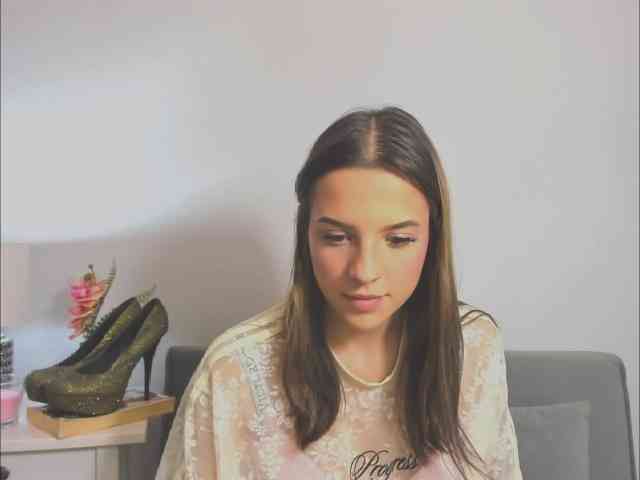 HarperDelicate webcam
