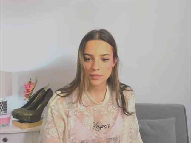 HarperDelicate webcam