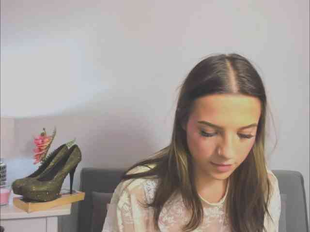 HarperDelicate webcam