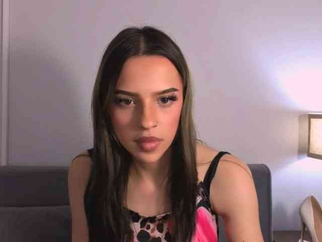 HarperDelicate webcam