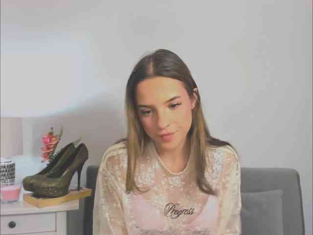 HarperDelicate webcam