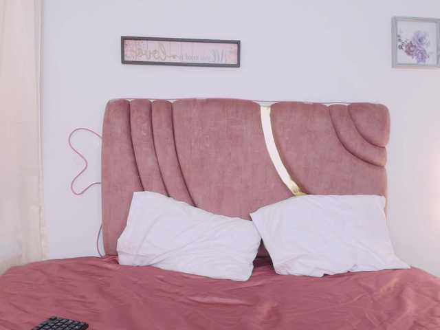 Maya369 live webcam show