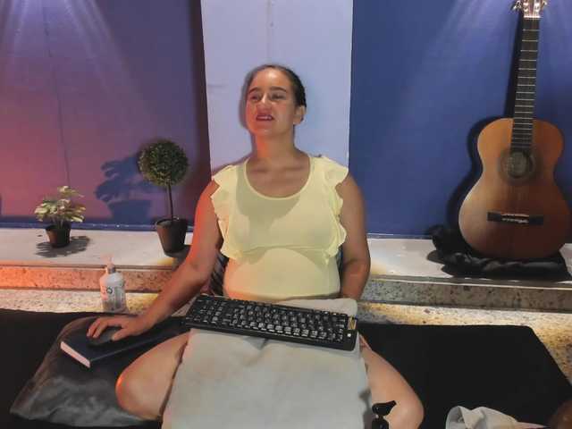 Maya369 live cam on BongaCams