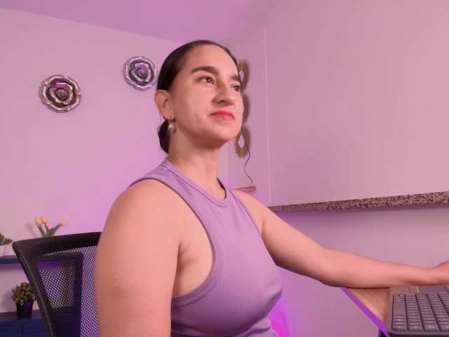 Maya369 live cam on BongaCams