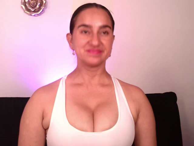 Maya369 live cam on BongaCams