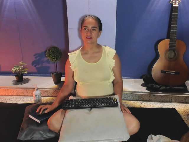 Maya369 live cam on BongaCams