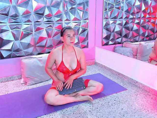 Maya369 live cam preview
