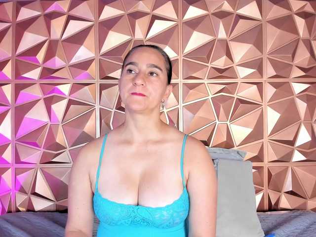 Maya369 live cam on BongaCams