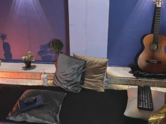 Maya369 live cam on BongaCams