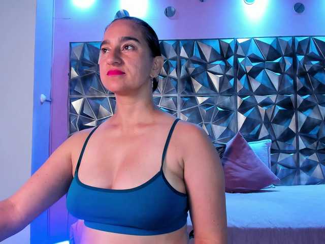 Maya369 live cam on BongaCams