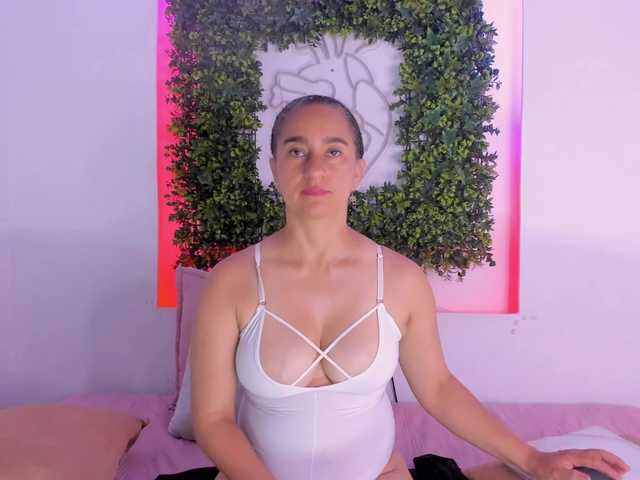 Maya369 live cam on BongaCams