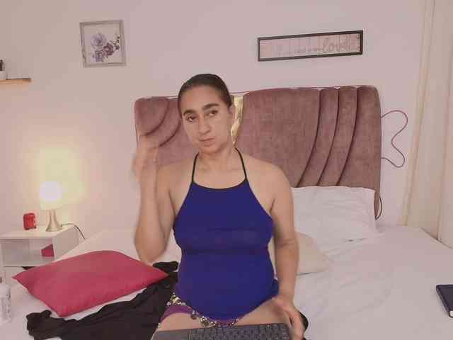 Maya369 webcam