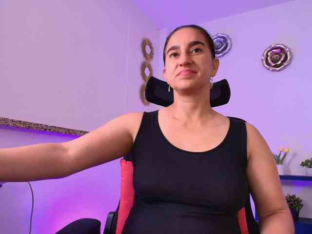 Maya369 webcam