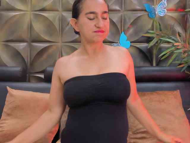 Maya369 webcam