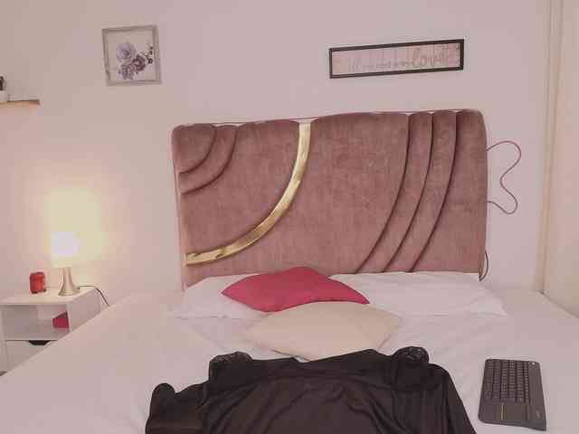Maya369 webcam