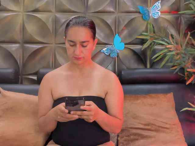 Maya369 webcam