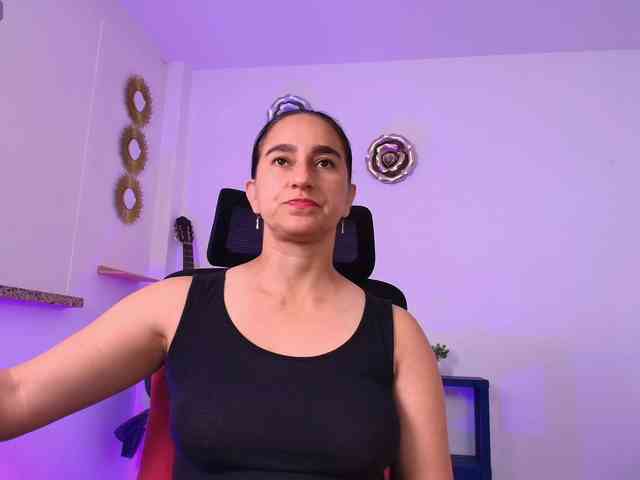Maya369 webcam