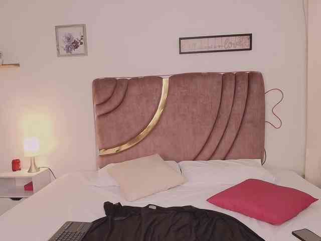 Maya369 webcam